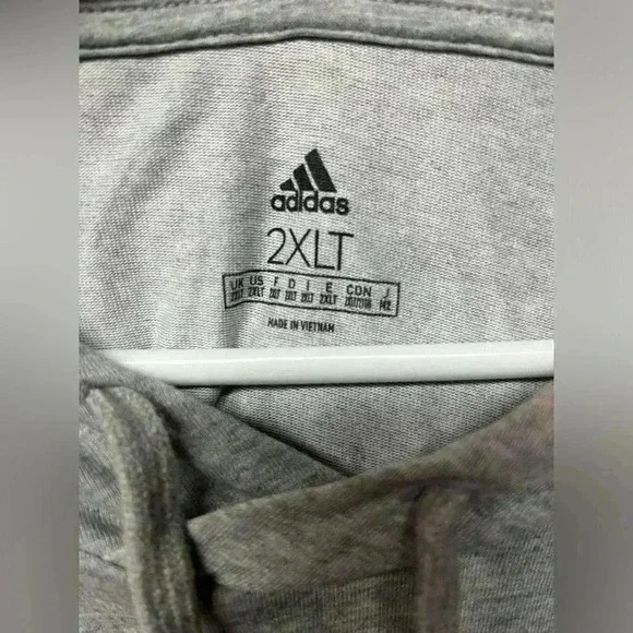 Adidas workout shirt - Picture 3 of 3